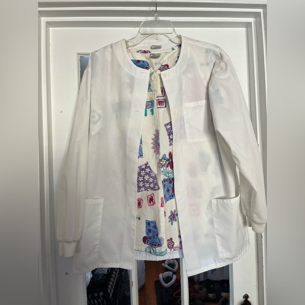 Barco Uniform Set